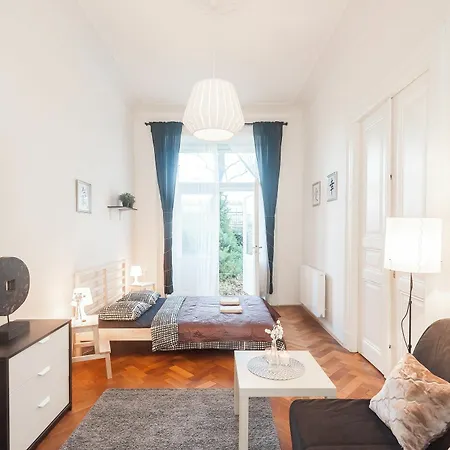 Na Smetance Apartmán *